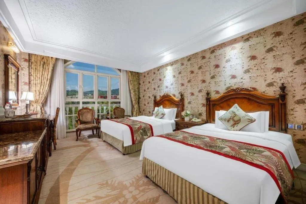 Bed in Hangzhou The First World Hotel