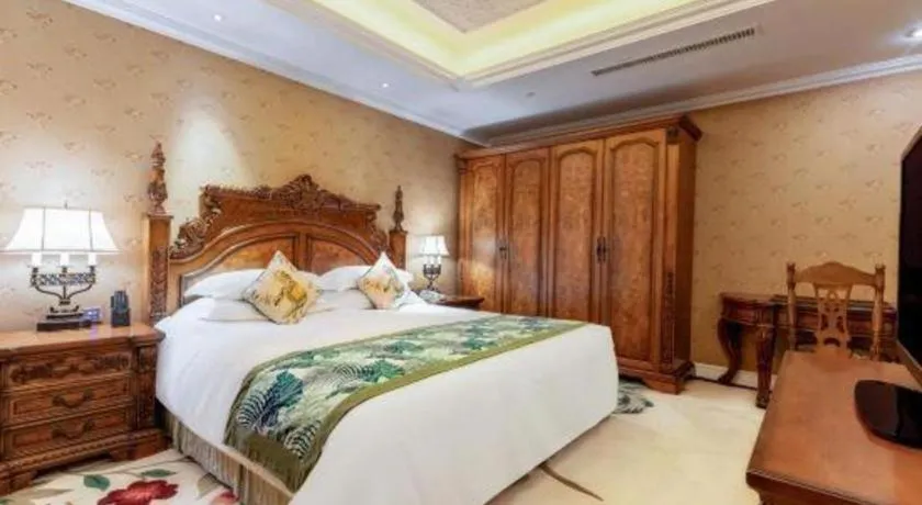 Bed in Hangzhou The First World Hotel