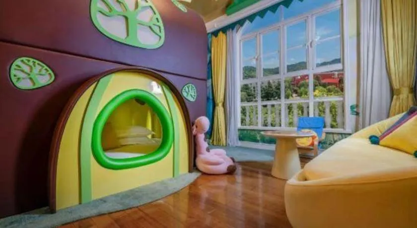 Hangzhou The First World Hotel