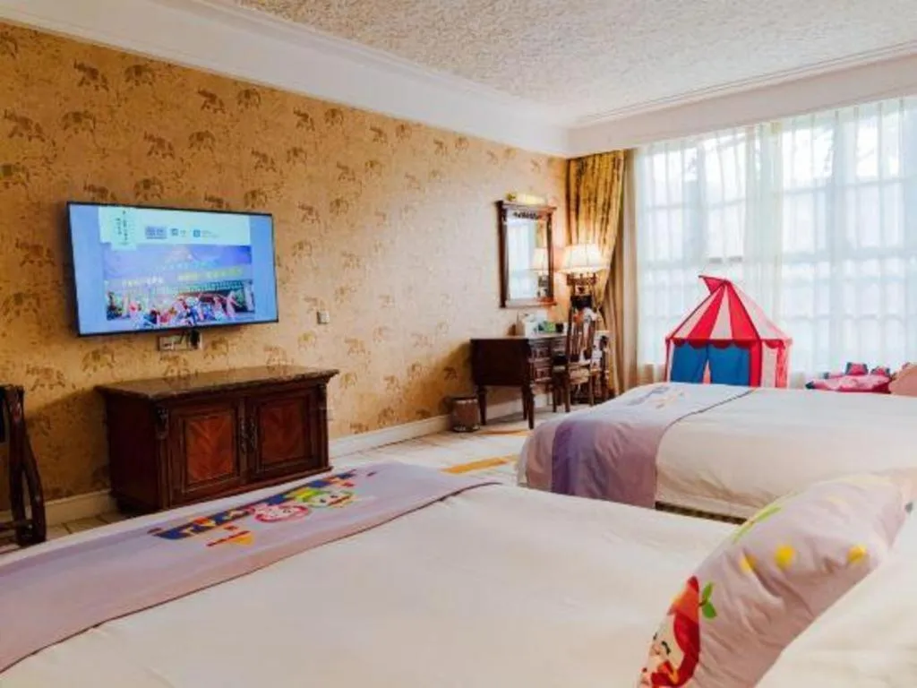 Bed in Hangzhou The First World Hotel