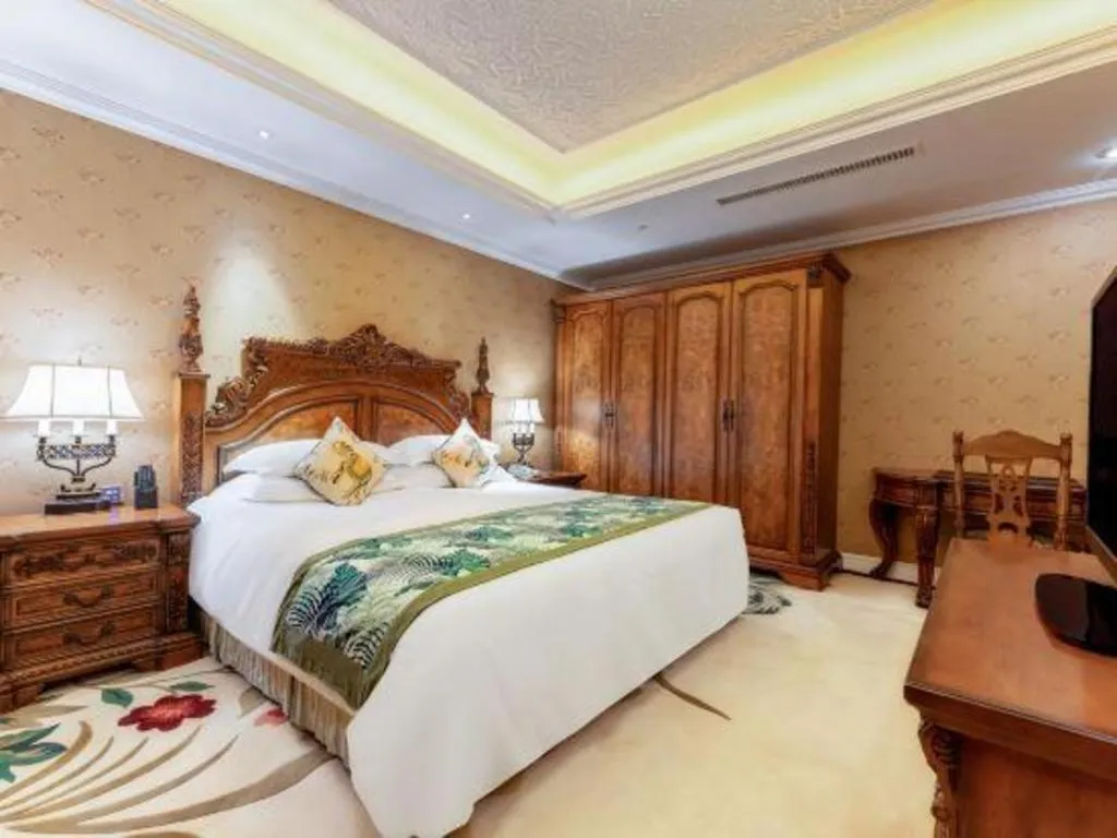 Bed in Hangzhou The First World Hotel