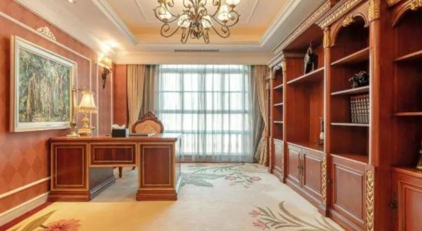 Hangzhou The First World Hotel