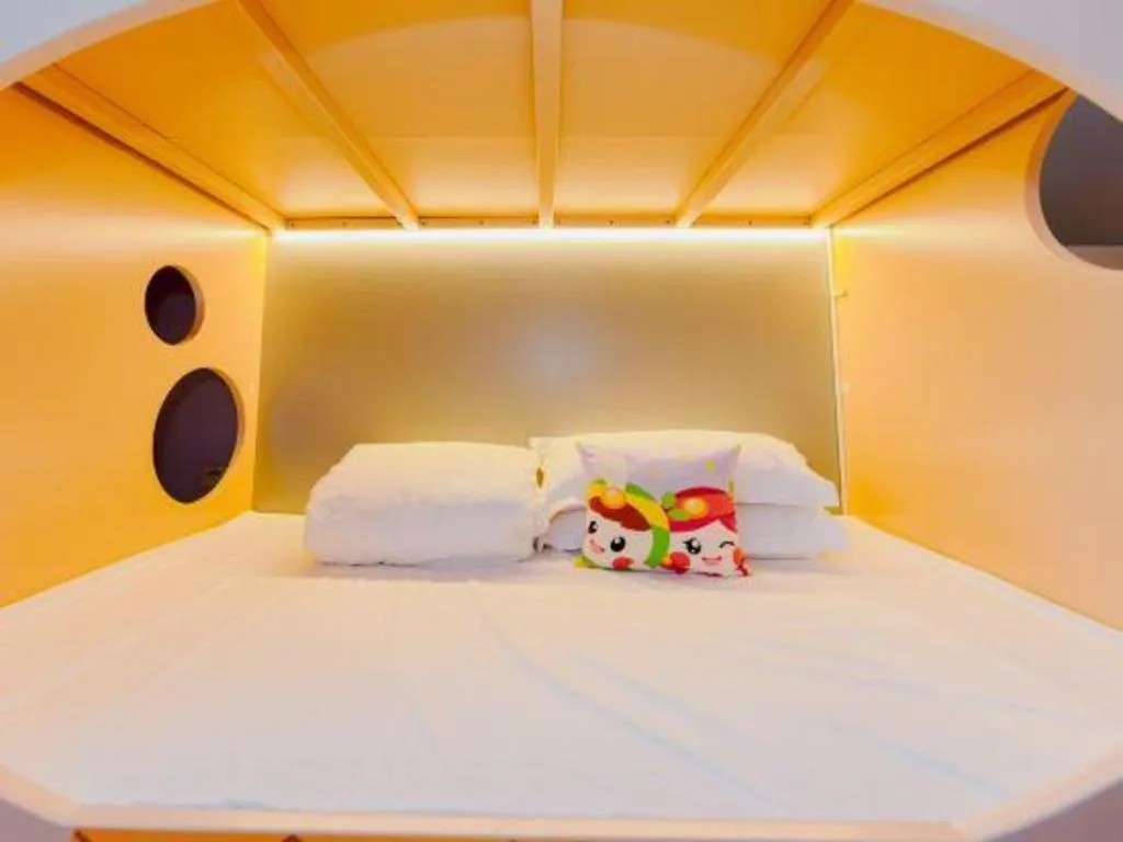 Bed in Hangzhou The First World Hotel