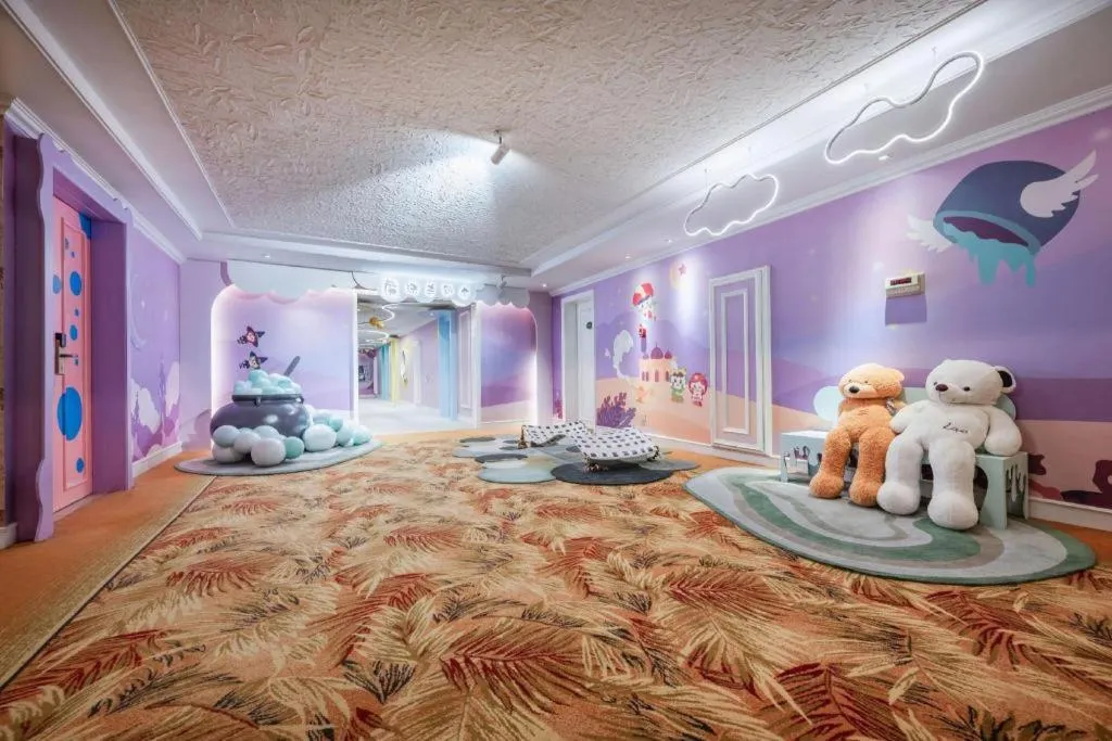 Bed in Hangzhou The First World Hotel