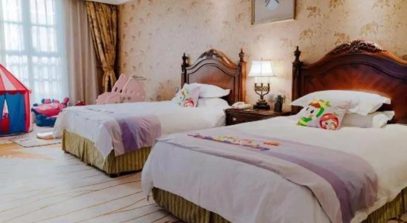 Bed in Hangzhou The First World Hotel