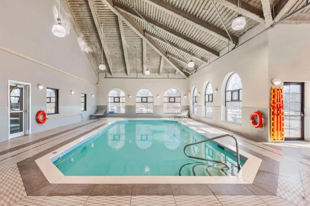 Best Western Plus Executive Inn