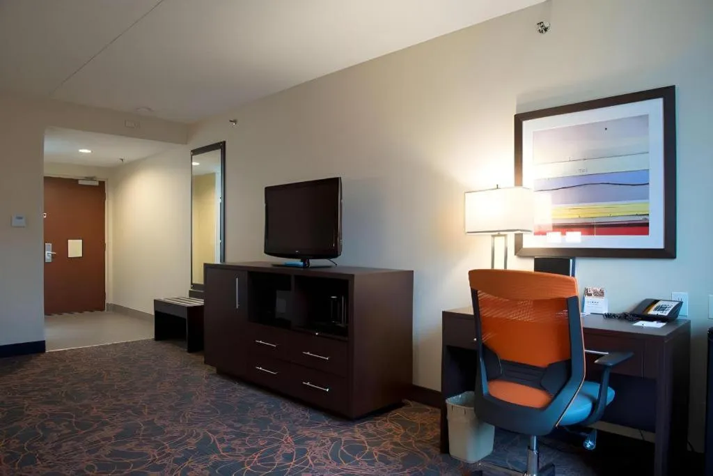 Best Western Plus Executive Inn