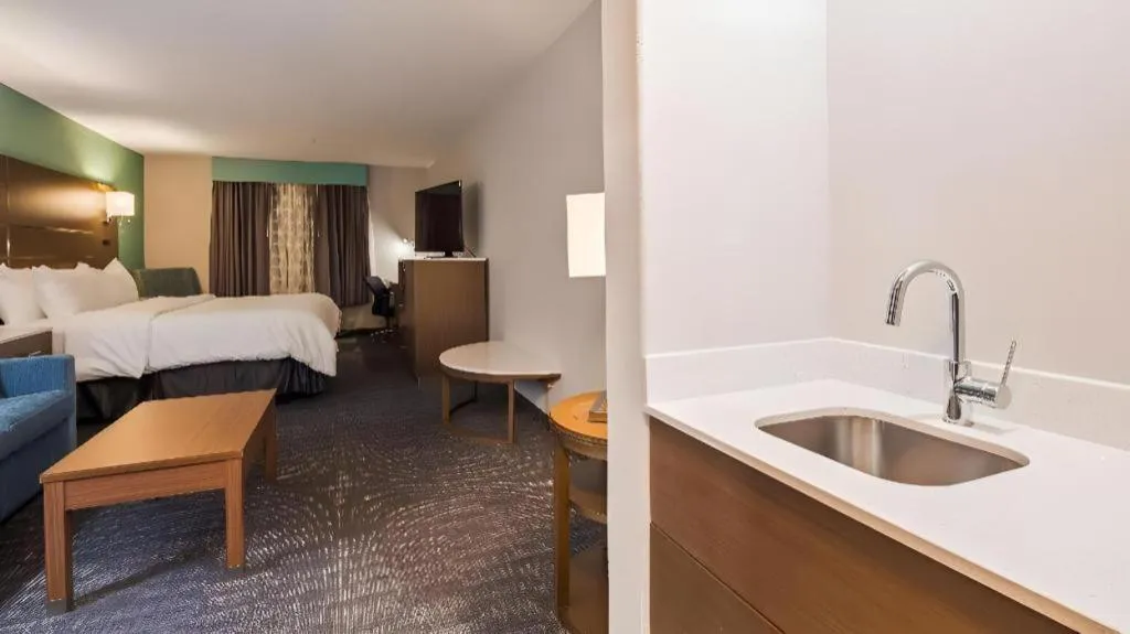 Bed in Best Western Galt Inn