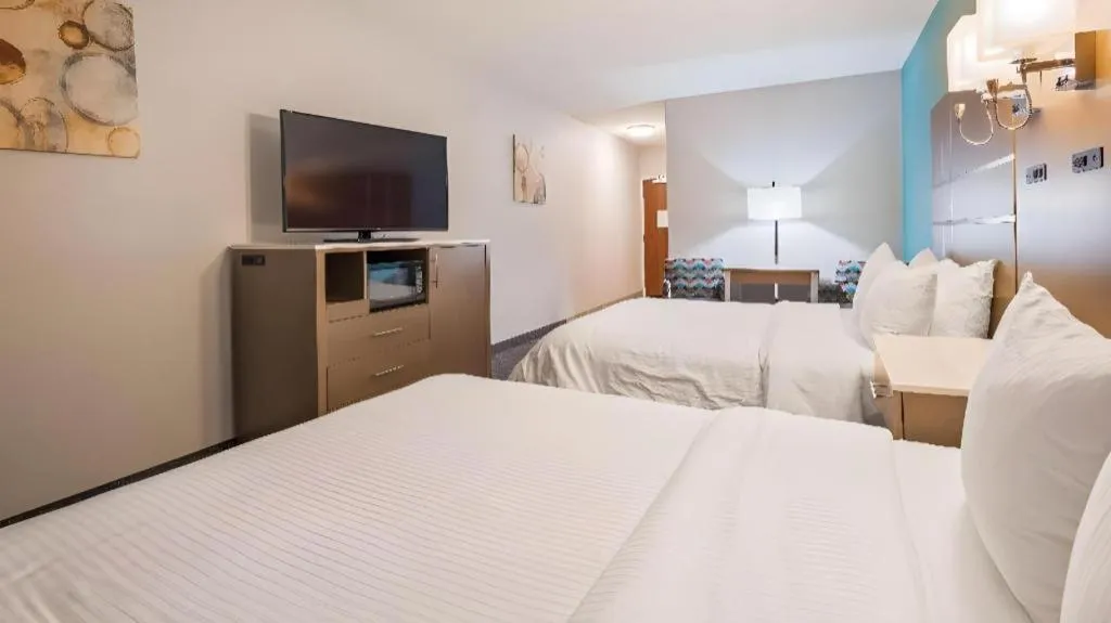 Bed in Best Western Galt Inn