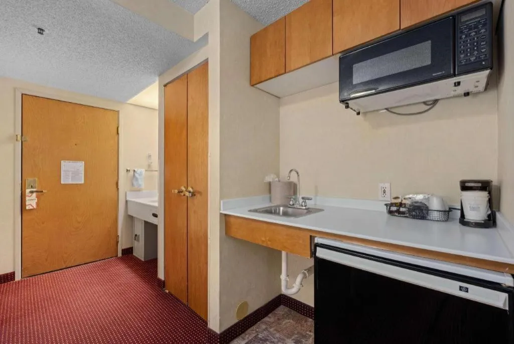 AmericInn by Wyndham Denver Airport