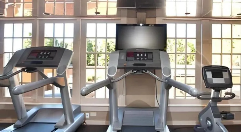 Fifteen Beacon Hotel