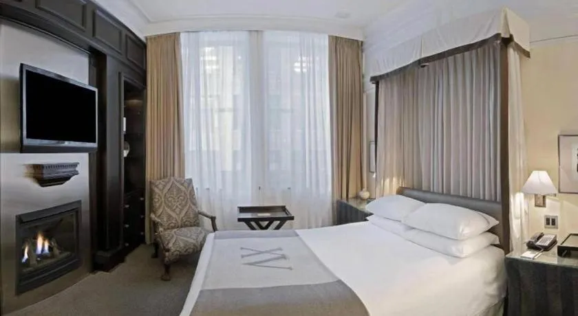 Bed in Fifteen Beacon Hotel