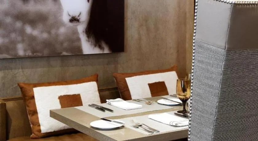 Fifteen Beacon Hotel