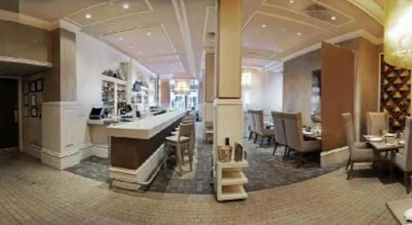 Fifteen Beacon Hotel