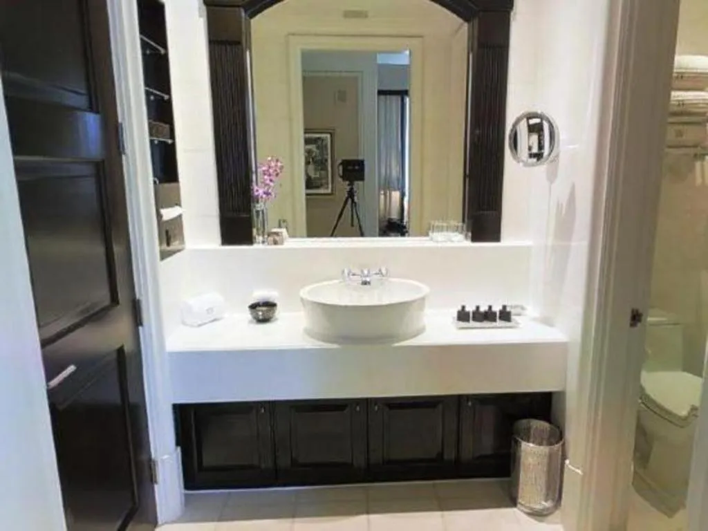 Fifteen Beacon Hotel