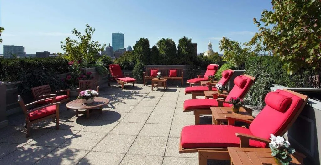 Fifteen Beacon Hotel