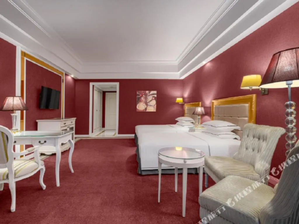 Bed in Country Garden Phoenix Hotel Changsha