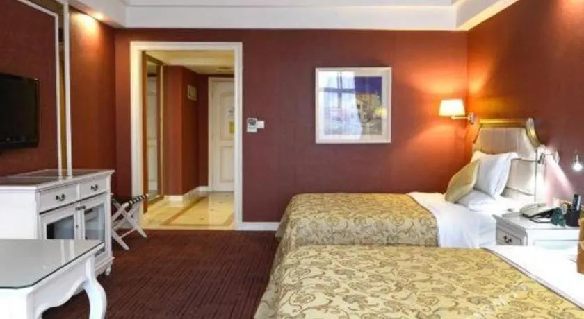 Bed in Country Garden Phoenix Hotel Changsha