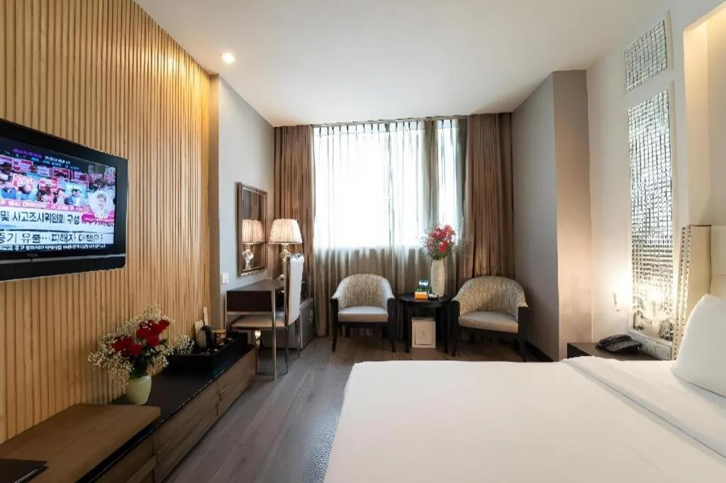 Bed in The White Hotel 8A Thai Van Lung