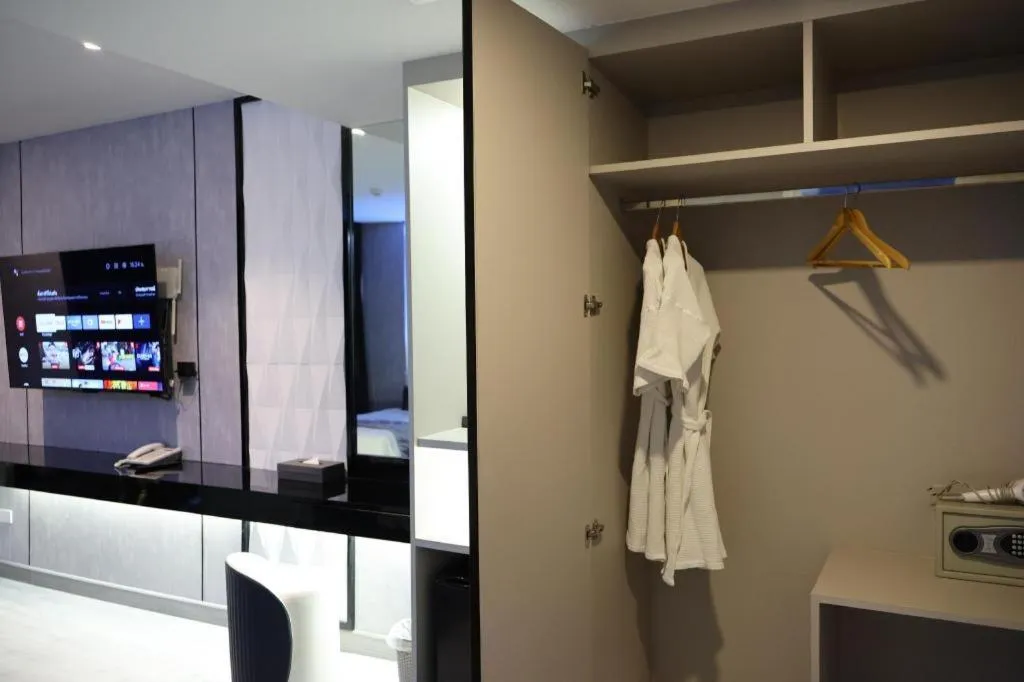 Glacier Hotel Khon Kaen