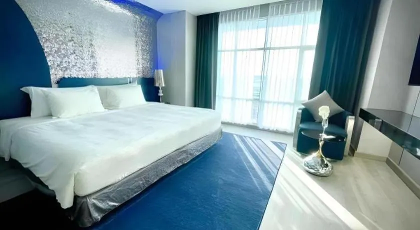 Bed in Glacier Hotel Khon Kaen