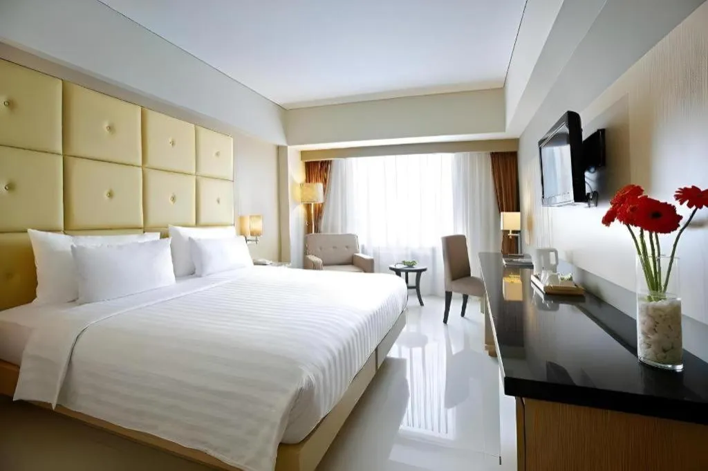 Bed in Hotel Santika Makassar