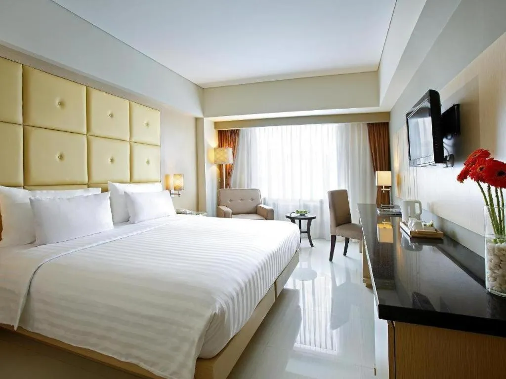 Bed in Hotel Santika Makassar