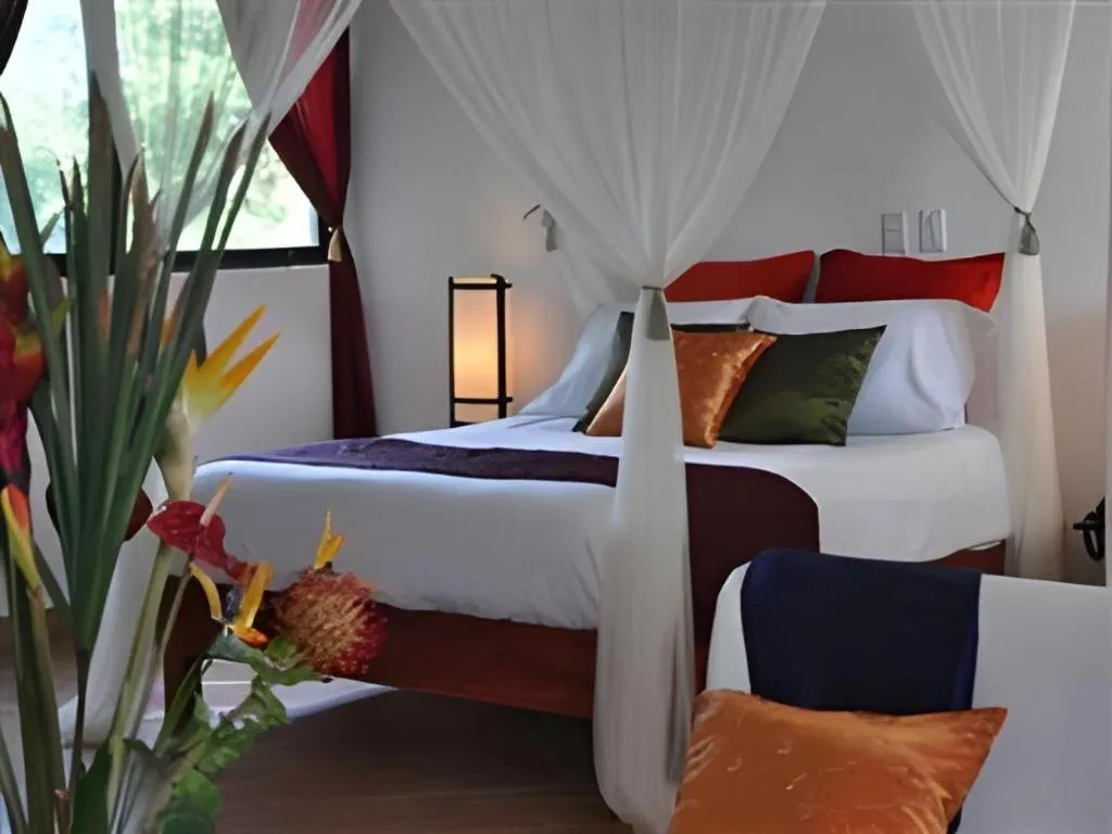 Bed in Flamingo Hotel