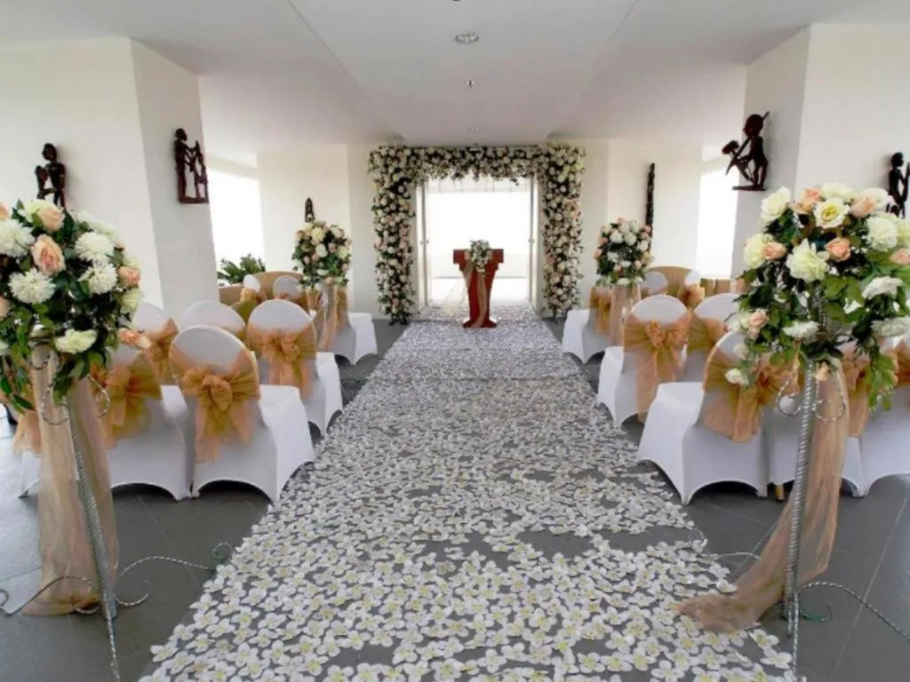 Sintesa Peninsula Hotel