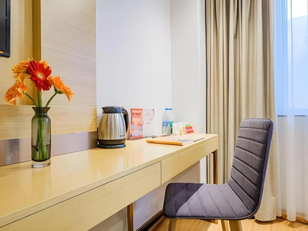 GreenTree Inn Shanghai Jingan Railway Station Xinzha Road Business Hotel