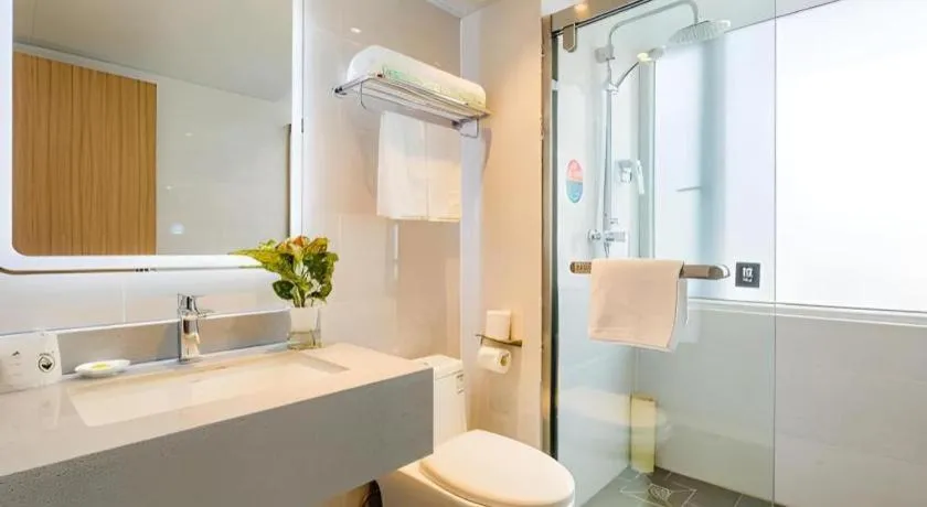 GreenTree Inn Shanghai Jingan Railway Station Xinzha Road Business Hotel