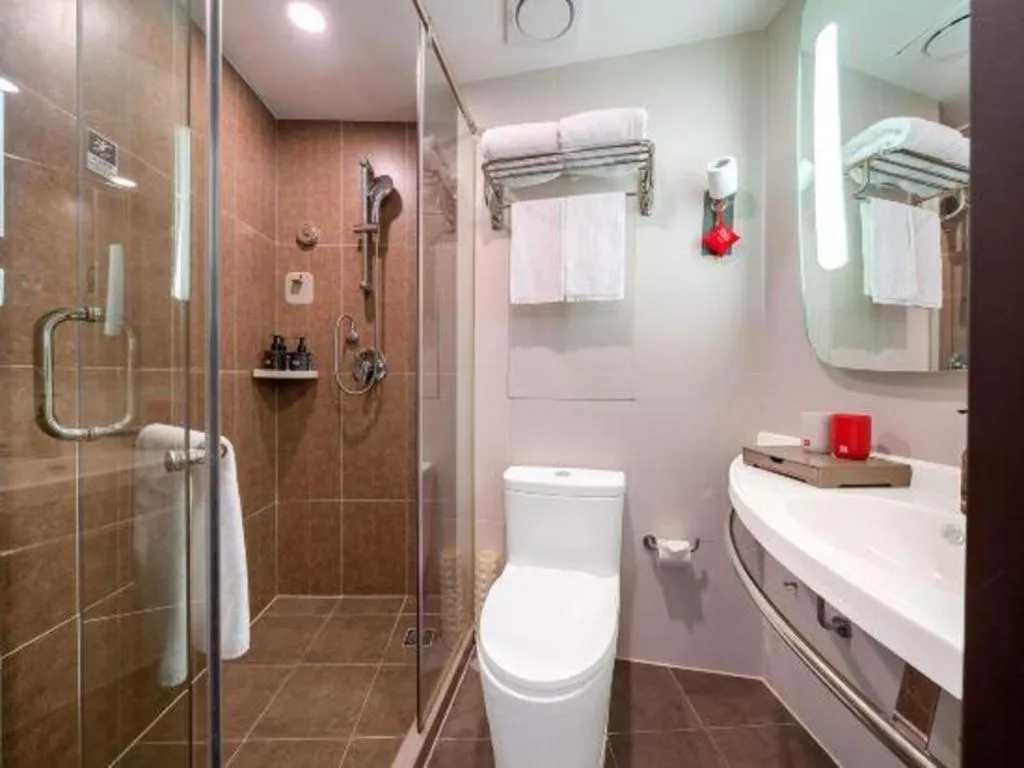 Ibis Xiamen Railway Station Hotel