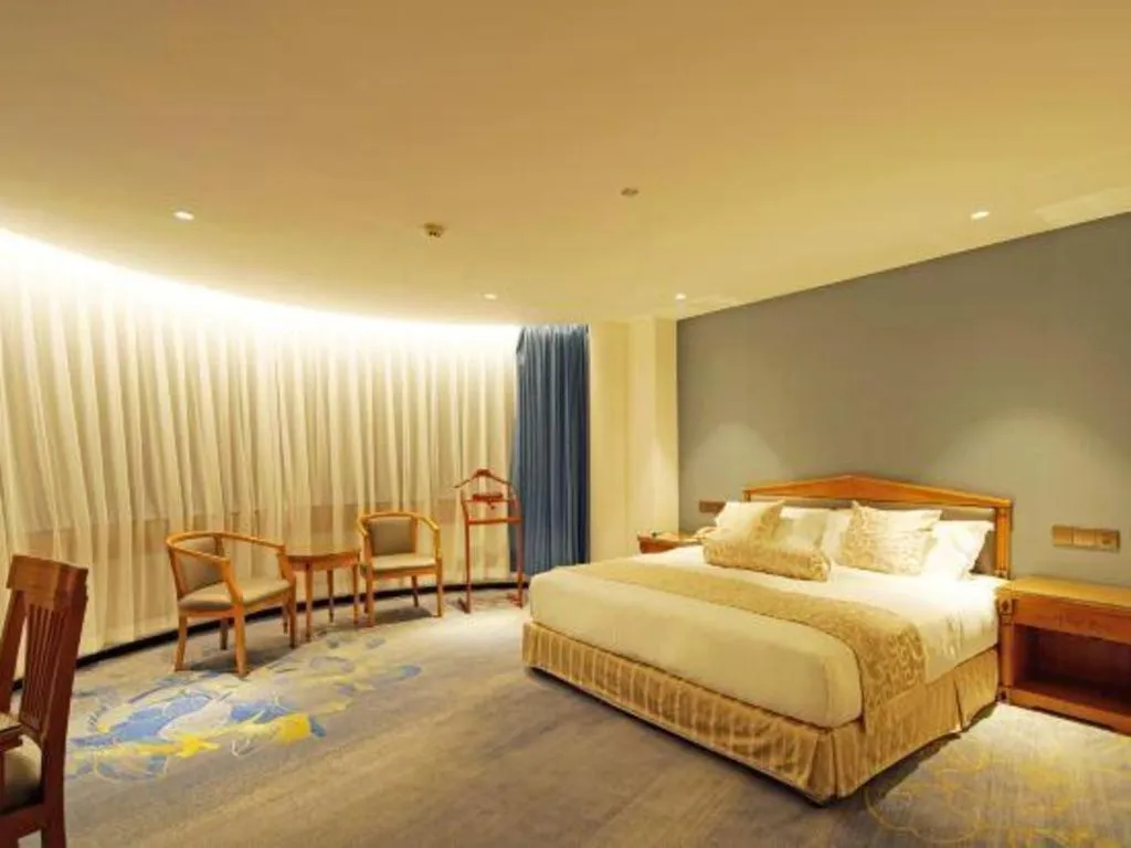 Bed in Wuhan Asia Hotel