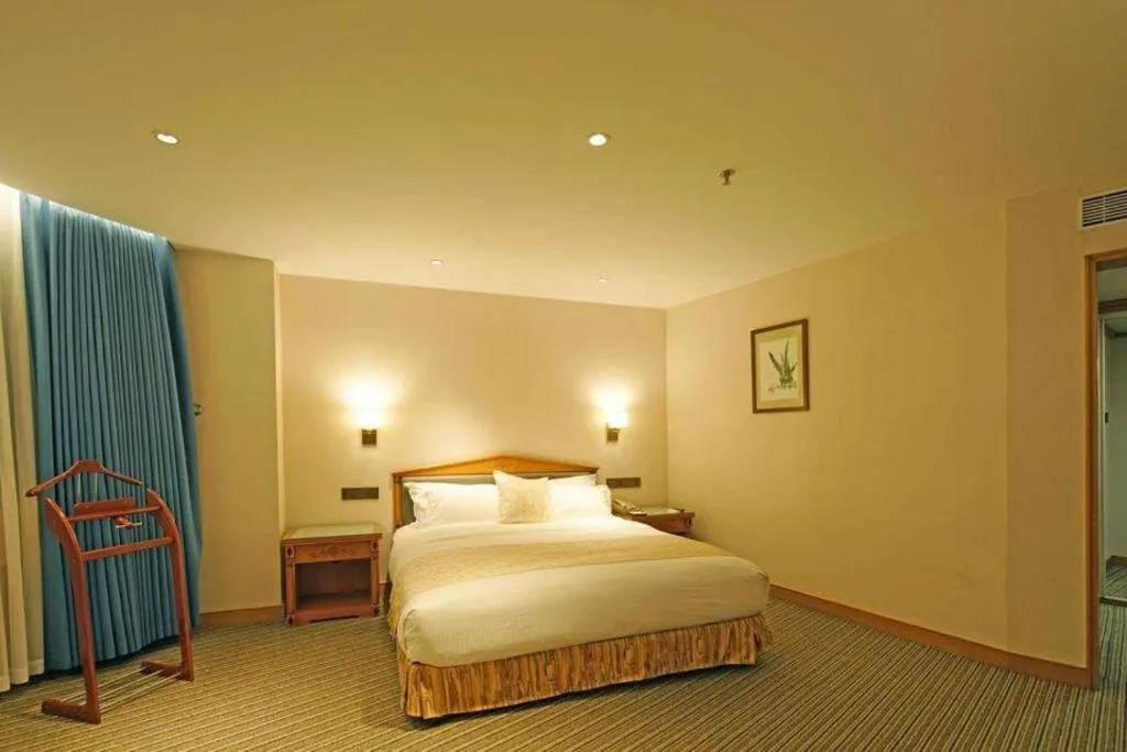 Bed in Wuhan Asia Hotel