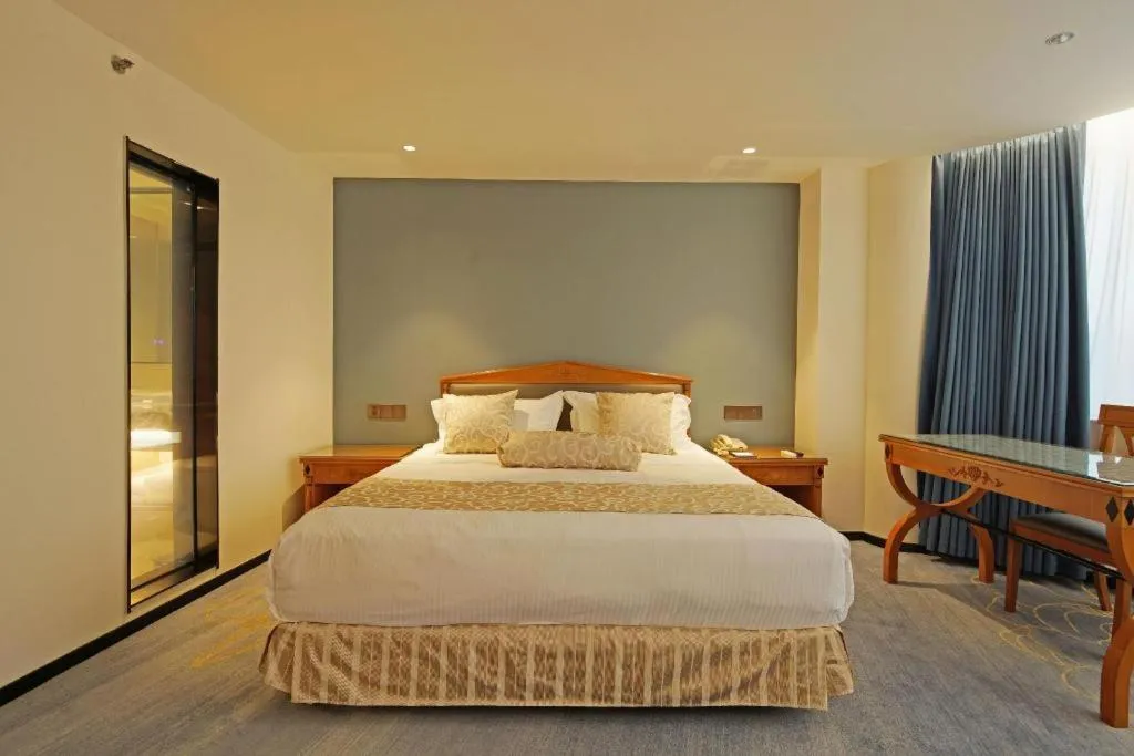 Bed in Wuhan Asia Hotel