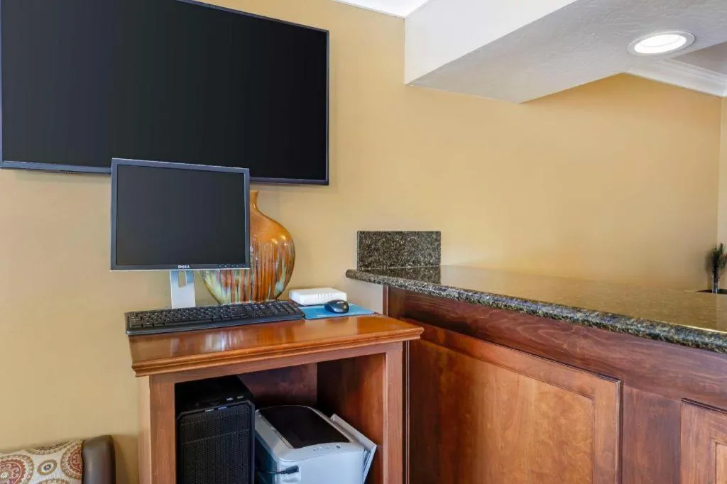 Best Western Hanford Inn