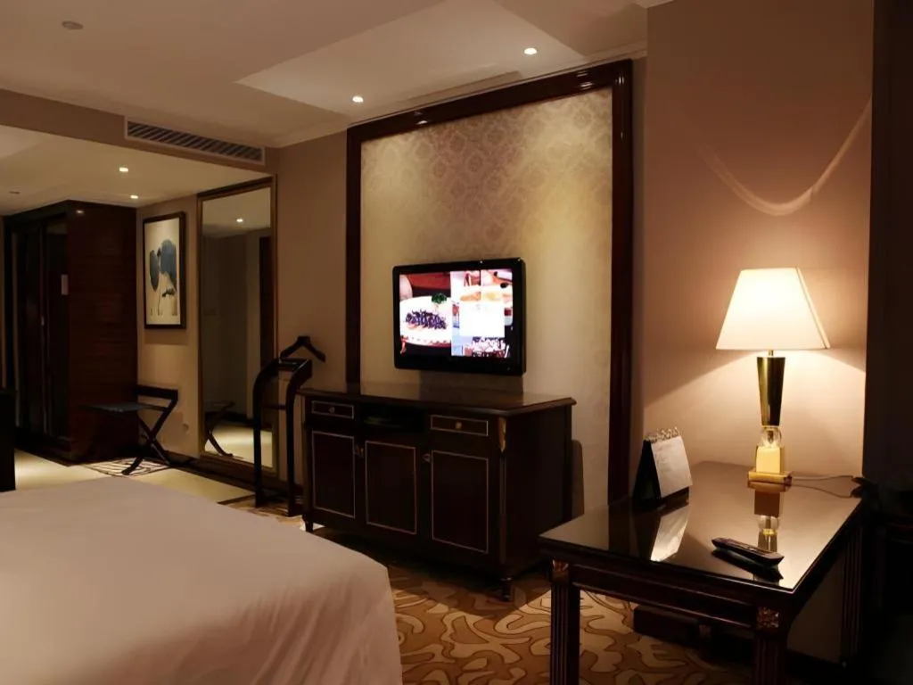 Bed in Beijing Liaoning Hotel