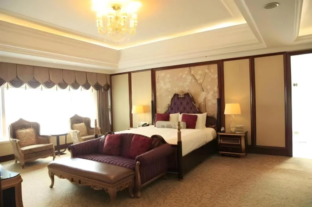 Bed in Beijing Liaoning Hotel