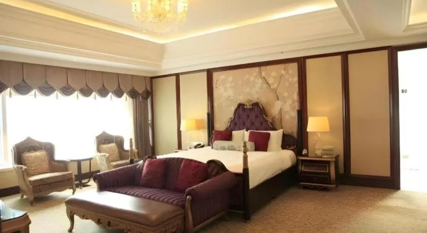 Bed in Beijing Liaoning Hotel