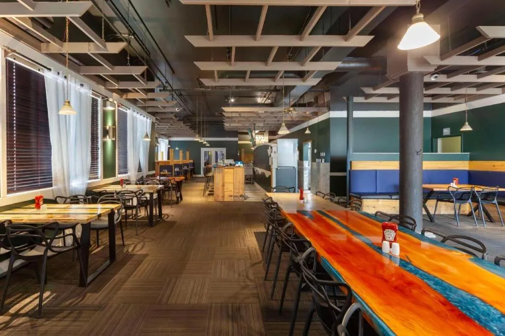 Best Western High Road Inn Hotel