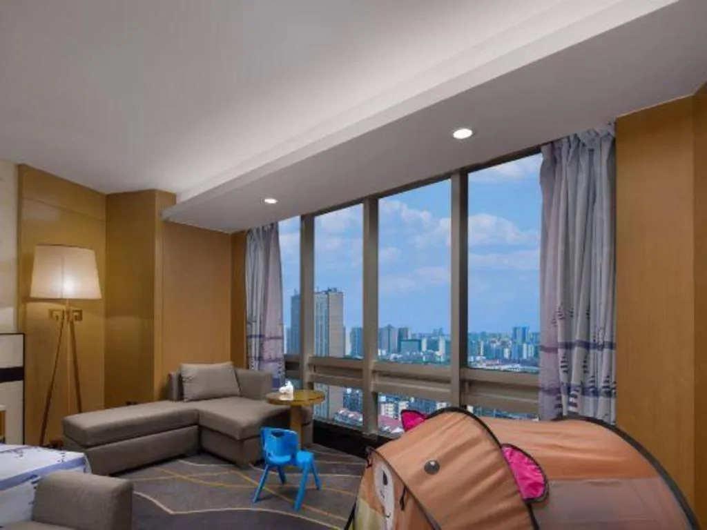 Bed in Changsha Huatian Hotel