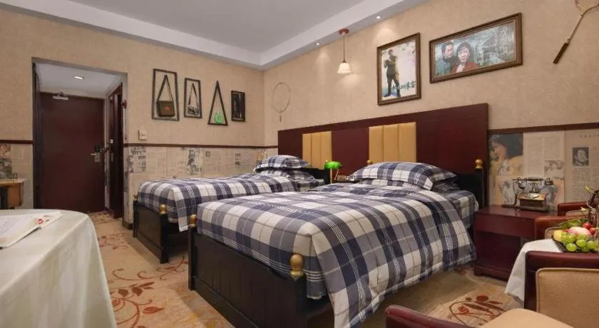 Bed in Changsha Huatian Hotel