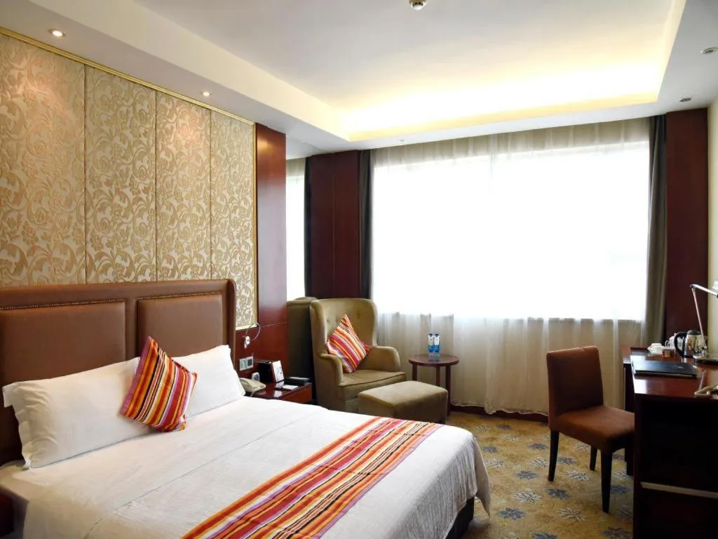 Bed in Changsha Huatian Hotel