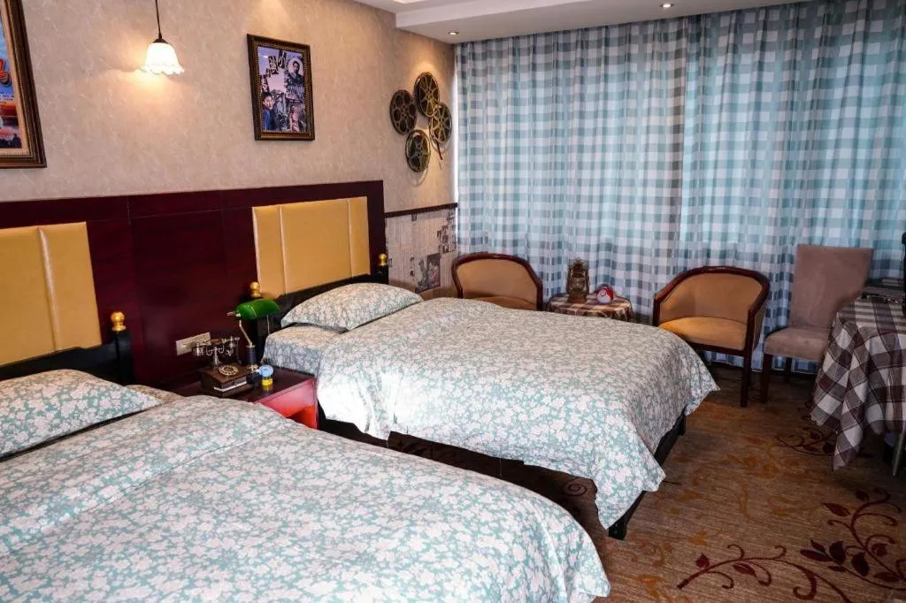 Bed in Changsha Huatian Hotel