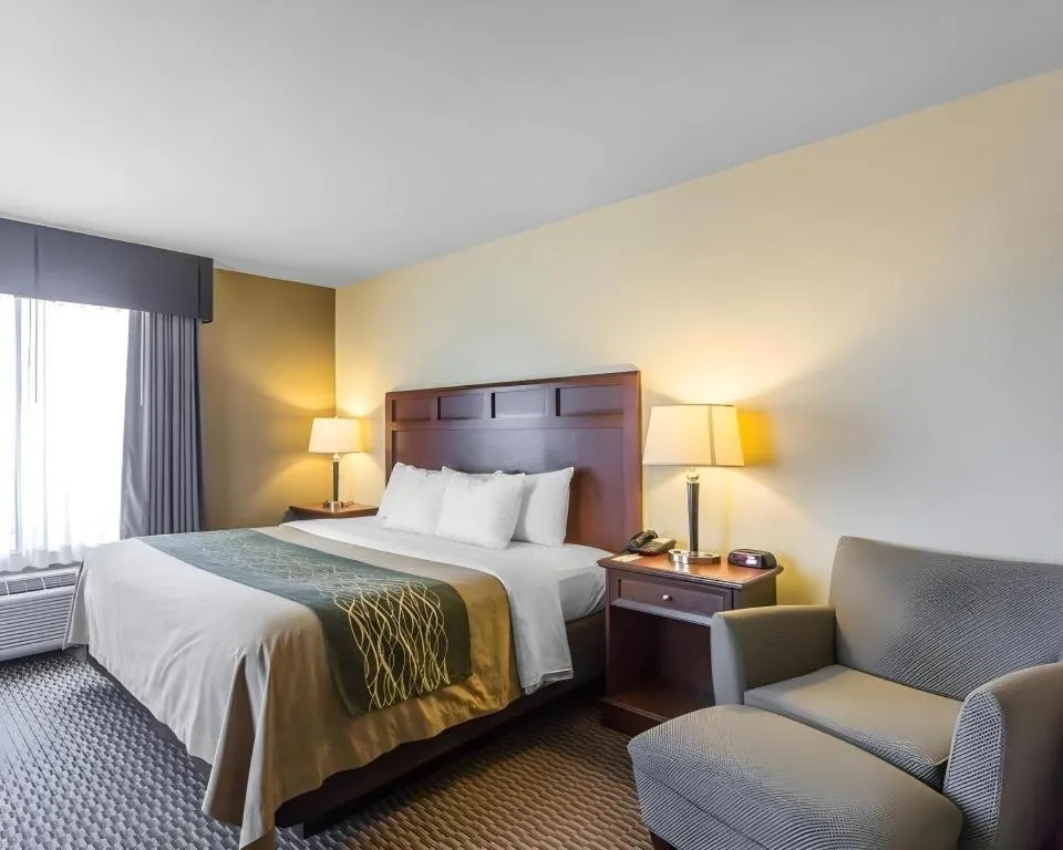 Bed in Comfort Inn & Suites