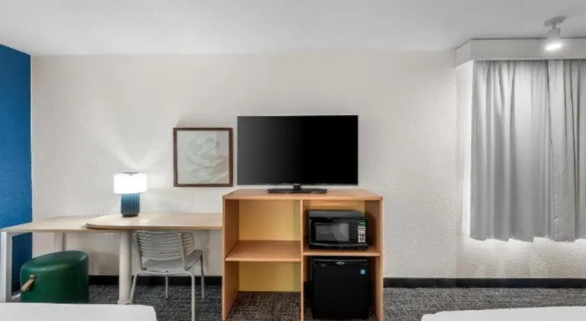 Bed in Spark by Hilton Ann Arbor South