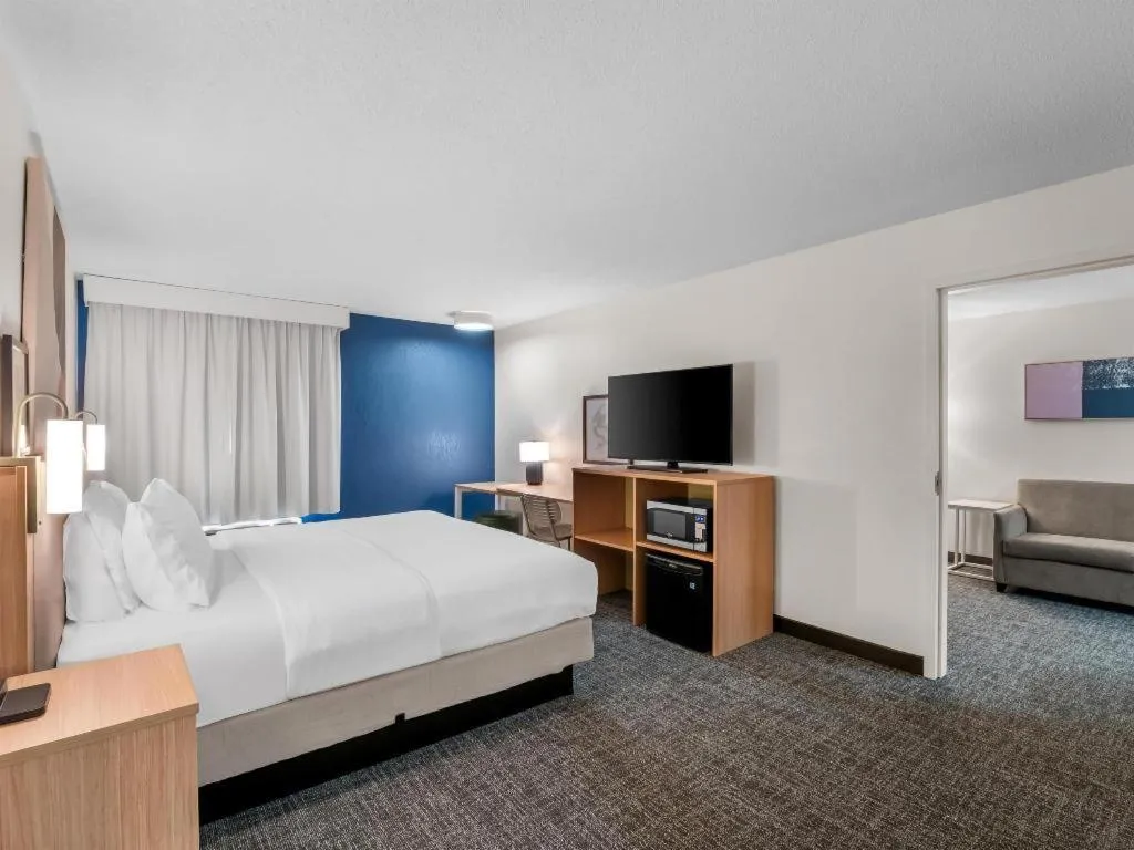Bed in Spark by Hilton Ann Arbor South