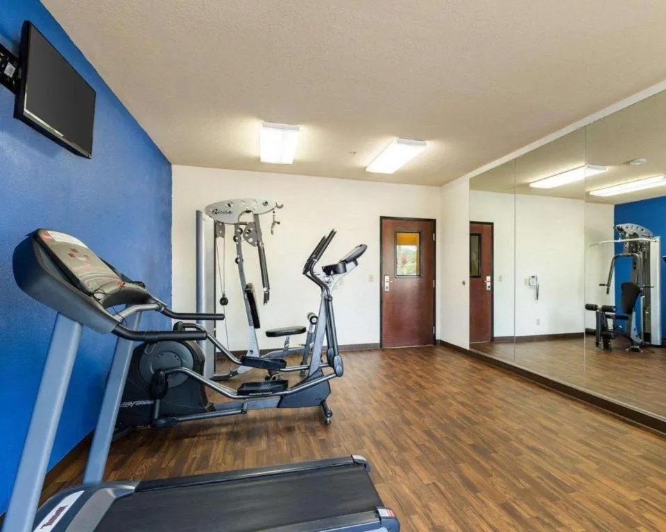 Quality Suites Huntsville Near University