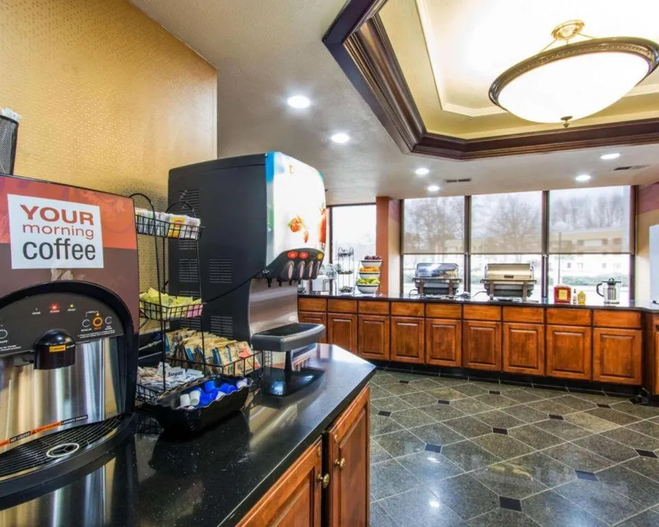 AmericInn by Wyndham Memphis East