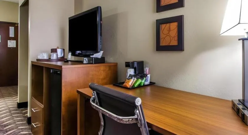 AmericInn by Wyndham Memphis East